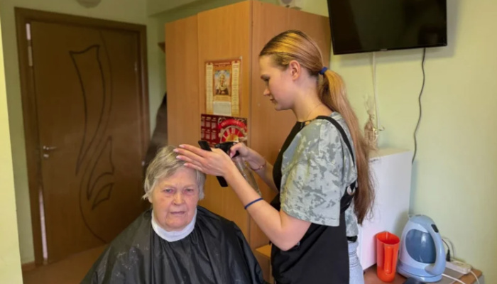 Для подопечных Севастопольского дома-интерната прошла акция «Красота в подарок»