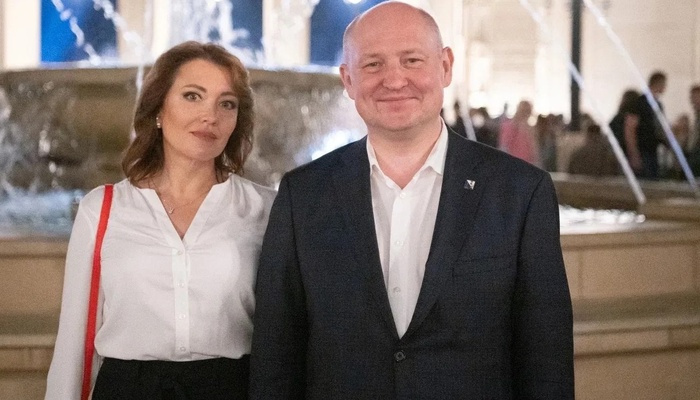 Губернатор Севастополя Михаил Развожаев поздравил севастопольцев с Днем  семьи, любви и верности