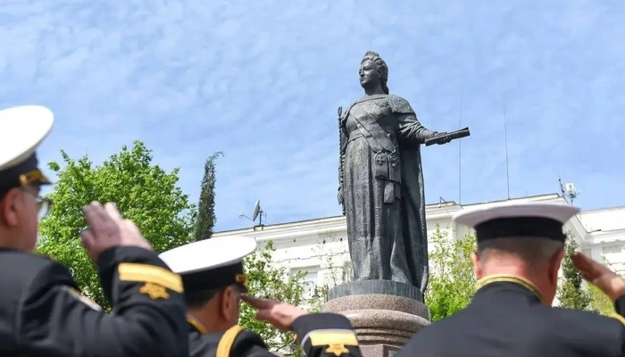 Поздравление губернатора с Днем Военно-Морского Флота России