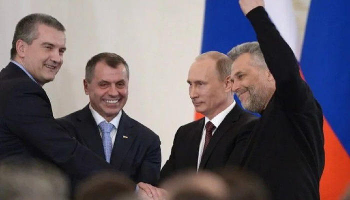 Язык жестов как способ выразить свои чувства по отношению к  воссоединению Севастополя и России