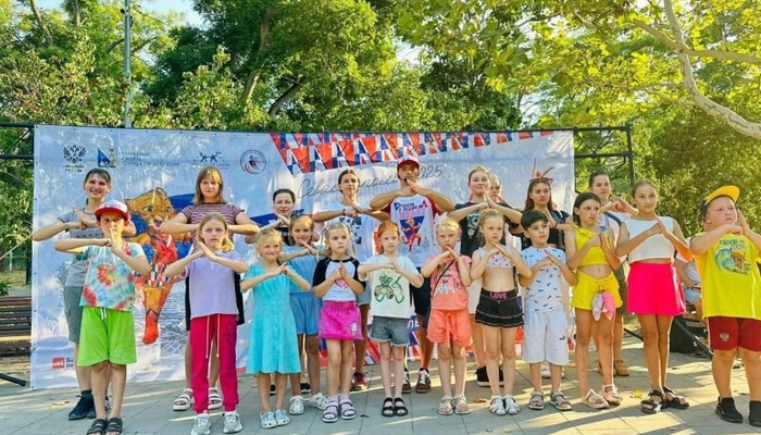 Более 800 севастопольцев и гостей города приняли участие в активностях в рамках проекта «Уроки в парках»