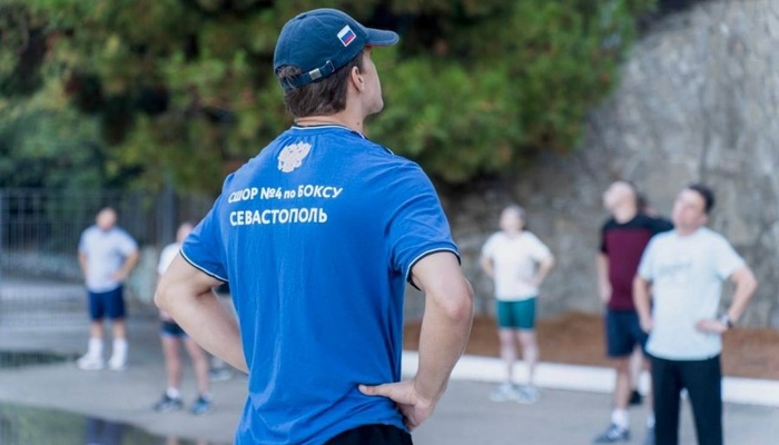 Известные спортсмены провели занятия для участников программы «Севастополь — город Героев»