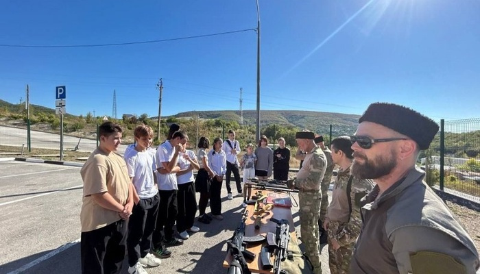 В пожарно-спасательной части «Терновка» прошло профилактическое мероприятие для учащихся школы № 59