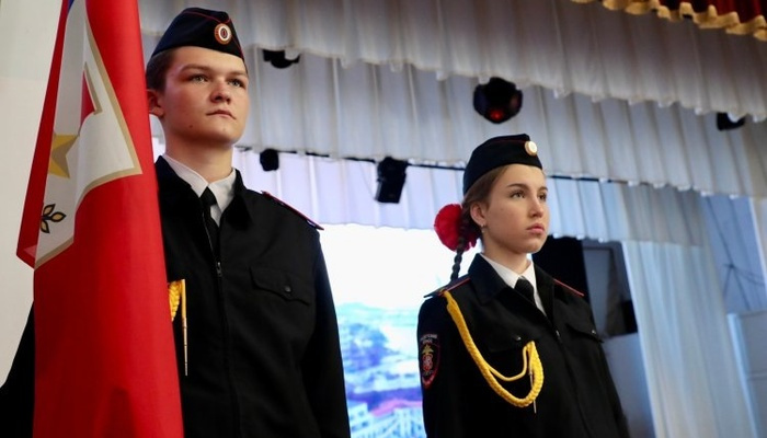 Торжественную церемонию посвящения в Орлята России прошли 750 учеников начальных классов