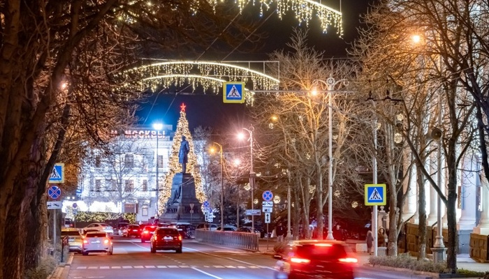 Парковка на площади Нахимова будет закрыта в праздничные дни
