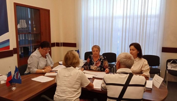 Севастопольцы могут получить бесплатную консультацию общественных инспекторов Госжилнадзора